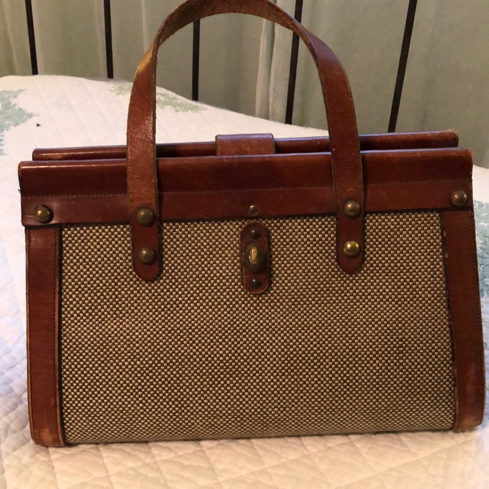 Meet your Posher, Patricia